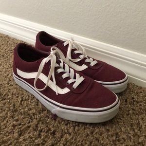 Maroon Low-Top Vans Sneakers